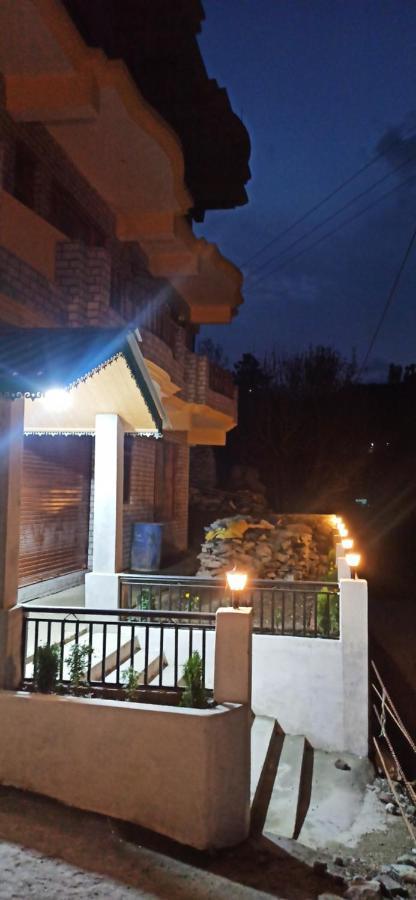 Hotel Royal Galaxy Tirthan Banjar Екстер'єр фото