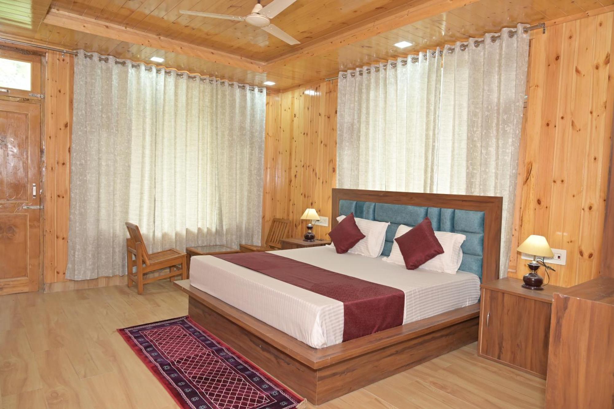 Hotel Royal Galaxy Tirthan Banjar Екстер'єр фото
