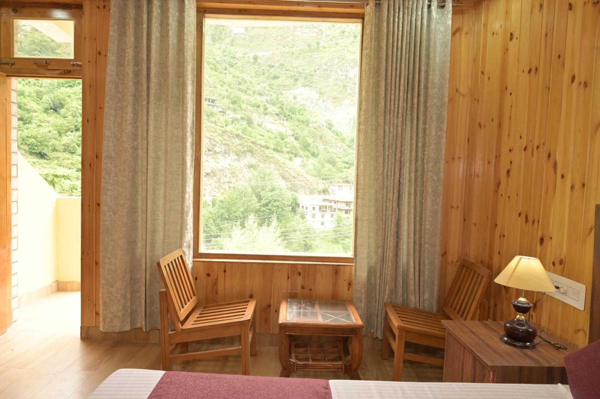Hotel Royal Galaxy Tirthan Banjar Екстер'єр фото