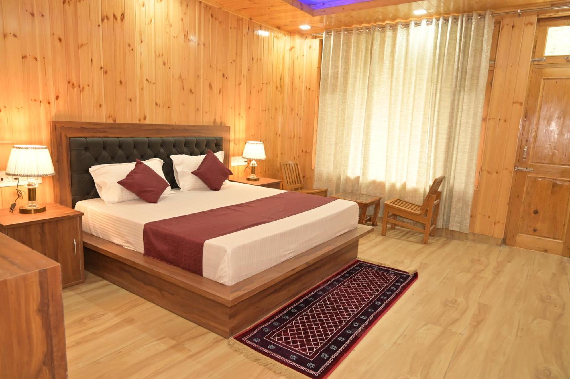 Hotel Royal Galaxy Tirthan Banjar Екстер'єр фото