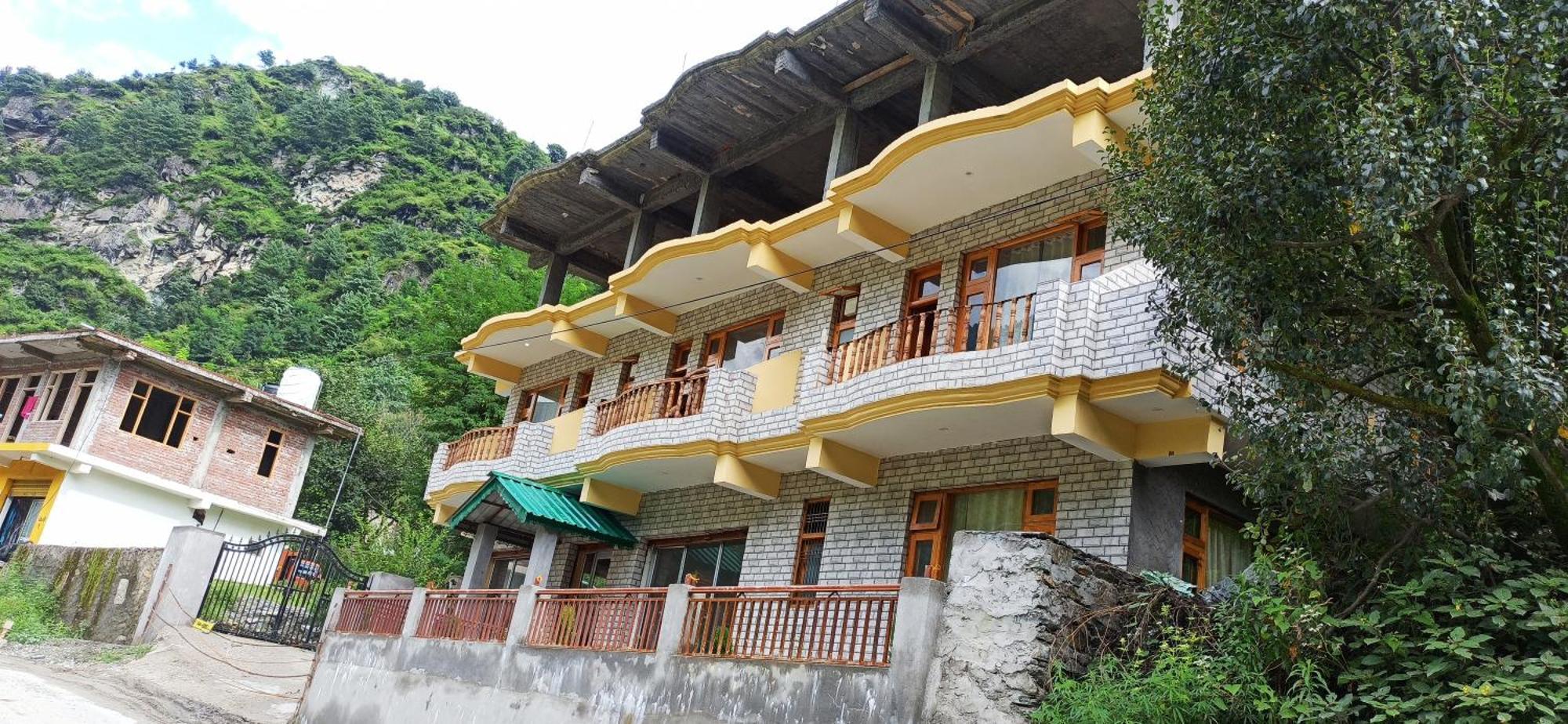 Hotel Royal Galaxy Tirthan Banjar Екстер'єр фото