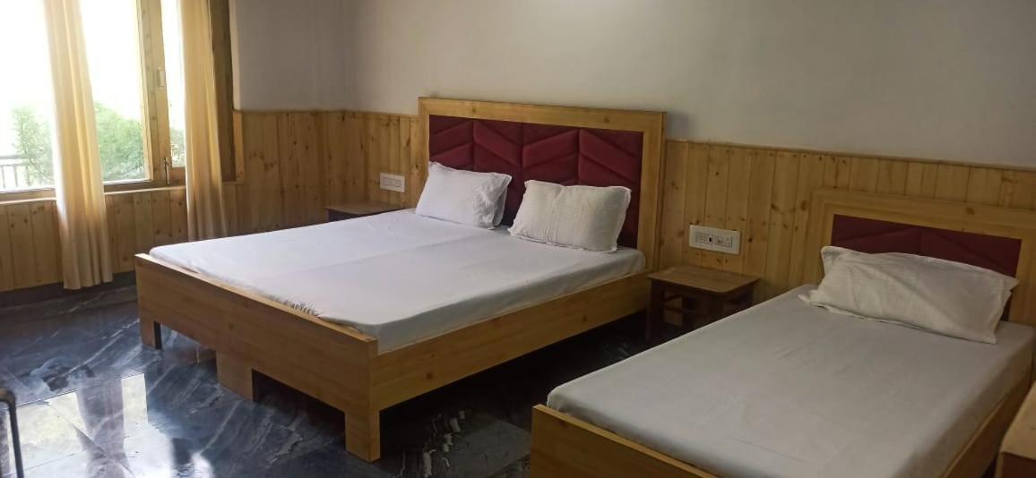 Hotel Royal Galaxy Tirthan Banjar Екстер'єр фото