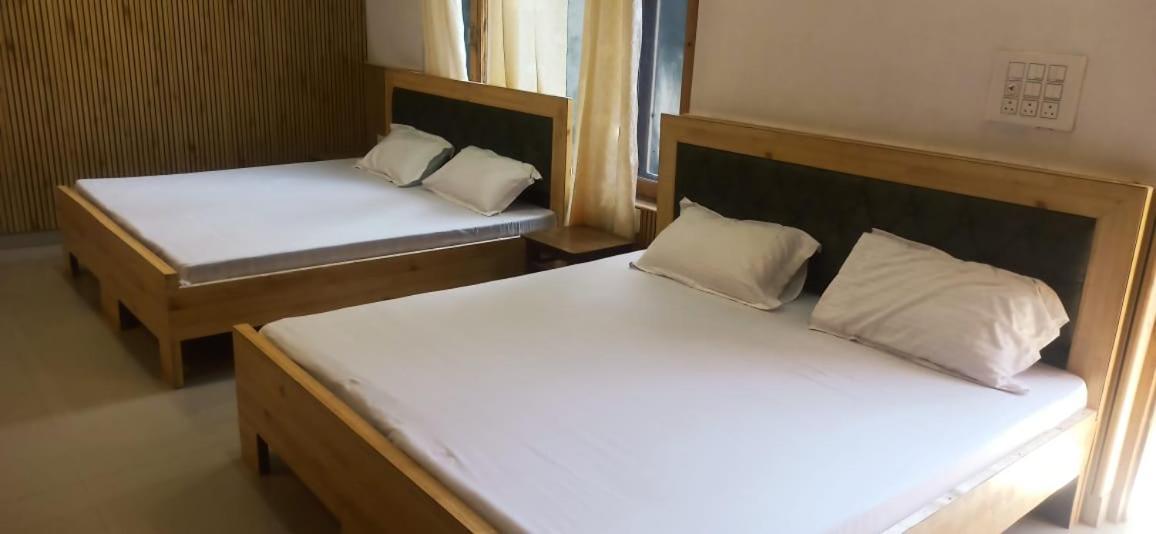 Hotel Royal Galaxy Tirthan Banjar Екстер'єр фото